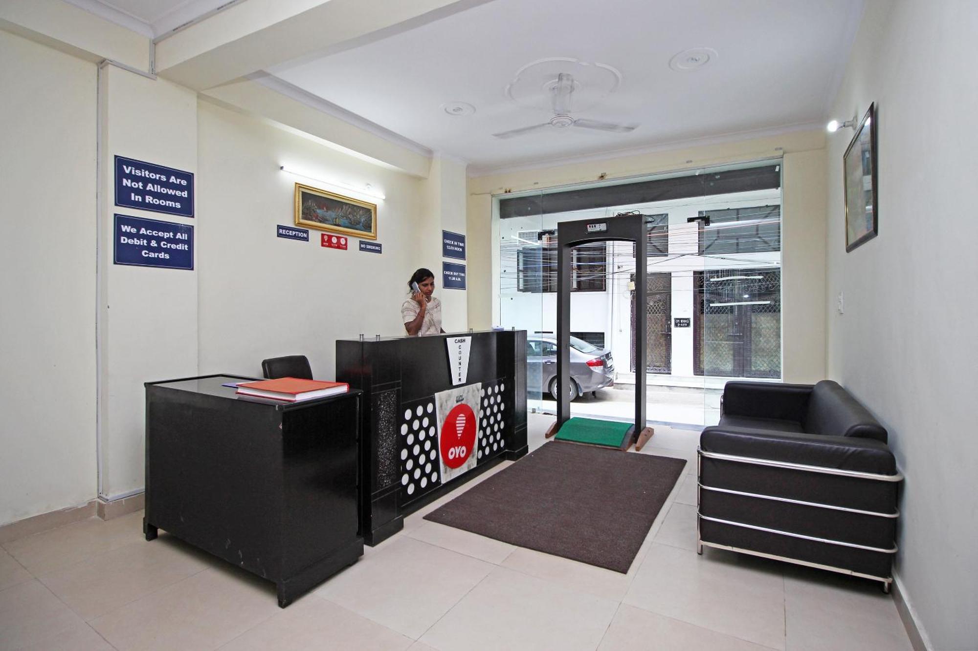 Hotel O Surya Palace New Delhi Exterior photo